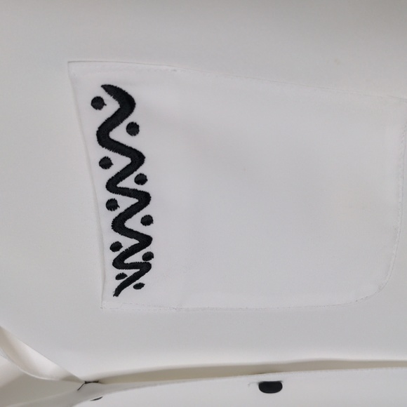 Vintage 80s 90s black & white button up blouse w embroidery detail sz 10 - Picture 2 of 6